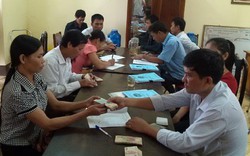 Hà Tĩnh giải ngân 350 triệu đồng cho nông dân (ND) nuôi bò