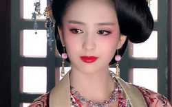 Ngây người vì dung mạo của "tiên nữ" tộc người đẹp nhất Trung Á