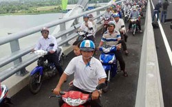 Bộ trưởng Bộ GTVT: “Có cầu, người dân khỏi tốn tiền vé qua phà Vàm Cống”