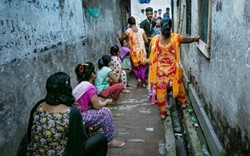 Địa ngục của những thiếu nữ sống đời nô lệ trong nhà chứa Bangladesh