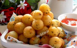 Mẹ vụng mấy cũng làm ngon ơ khoai tây bi chiên giòn thơm cho bé