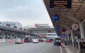 Kiên quyết dẹp nạn "chặt chém", ép giá cước xe taxi tại sân bay Tân Sơn Nhất