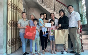 Bạn đọc Dân Việt hỗ trợ 3 bé mồ côi cha