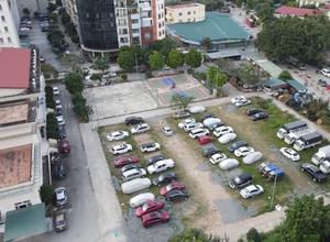 Quận Nam Từ Liêm (Hà Nội): “Hô biến” Trung tâm Văn hóa Thể thao thành bãi trông giữ xe