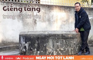 Giếng làng trong vắt lời yêu