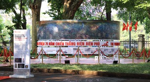 Tận mắt chiêm ngưỡng tranh panorama "Chiến dịch Điện Biên Phủ" có đường kính 5,5m tại Hà Nội