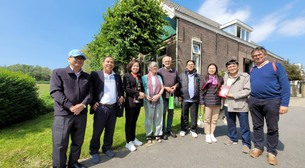 Đoàn công tác Trung ương Hội Nông dân Việt Nam thăm trang trại đa mục đích Hoeve Ackerdijk tại Hà Lan