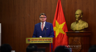 HLV Troussier đã thành công thế nào trước khi dẫn dắt ĐT Việt Nam?