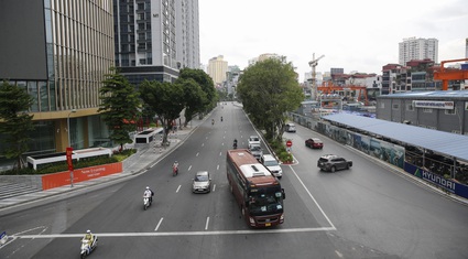 Giao thông Hà Nội "giảm nhiệt" trong ngày đầu tuần của đợt giãn cách xã hội kéo dài đến ngày 6/9