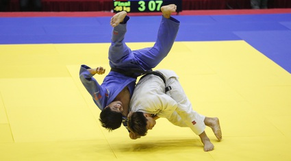 Võ sĩ Judo Lê Anh Tài, người khiến nhà thi đấu ngoại thành Hà Nội "dậy sóng" 