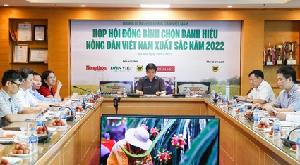 Hình ảnh họp Hội đồng bình chọn danh hiệu Nông dân Việt Nam xuất sắc năm 2022