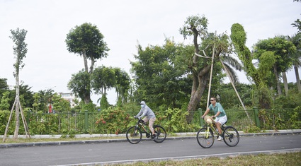 Toàn cảnh công viên gần 100 tỷ đồng rộng nhất quận Long Biên