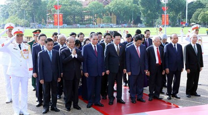 Lãnh đạo Đảng, Nhà nước vào Lăng viếng Chủ tịch Hồ Chí Minh nhân kỷ niệm ngày Thương binh-Liệt sĩ