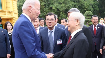 Tổng Bí thư Nguyễn Phú Trọng chủ trì lễ đón Tổng thống Mỹ Joe Biden tại Phủ Chủ tịch