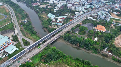 Cầu hơn 700 tỷ đồng thành hình, người dân cửa ngõ phía Đông TP HCM sắp hết lo