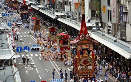 Nhìn người Nhật tổ chức lễ hội mà thèm