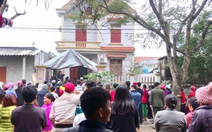 "Con gái đang ngồi luyện thi học sinh giỏi tỉnh thì bị bố sát hại"