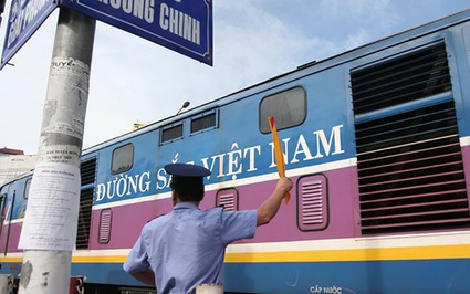 Bộ GTVT đặt hàng những gì trong hợp đồng trị giá 2.821 tỷ với Tổng công ty Đường sắt?