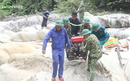 Video: Gian nan chinh phục các bãi đá ngầm tìm kiếm 11 nạn nhân mất tích tại Rào Trăng 