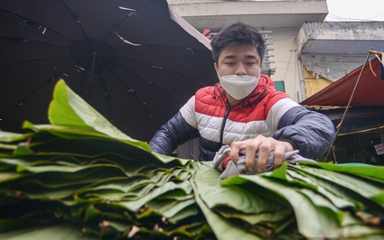 Ghé thăm chợ lá dong lâu đời nhất Hà Nội: Khách vắng nhưng giá lại cao