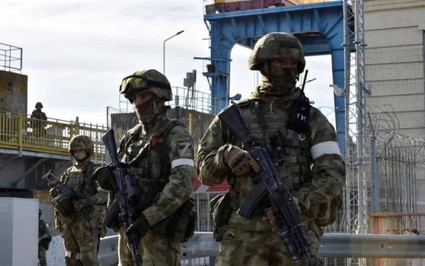 Nga dễ dàng chiếm được Kherson, người Ukraine nghi ngờ quan chức đầu hàng, bỏ rơi dân