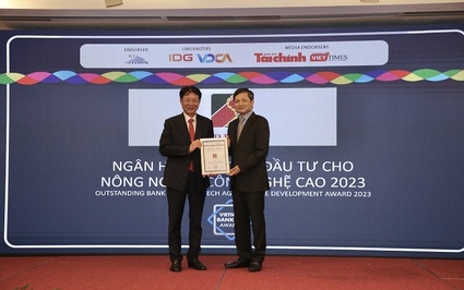 Agribank được vinh danh với 3 giải thưởng Ngân hàng Việt Nam tiêu biểu năm 2022