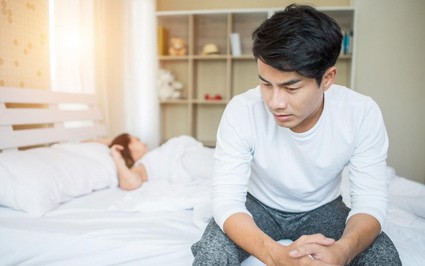 Sau khi tha thứ vụ cặp bồ, vợ đòi hỏi "chuyện ấy" khiến tôi kiệt sức