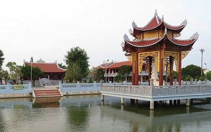 Nhân vật nào đứng đầu 12 đời chúa Trịnh, đánh bại nhà Mạc ở Thăng Long?