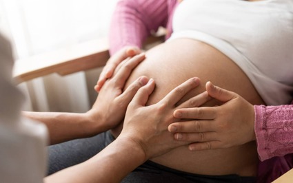 Có hiện tượng mua bán trứng, tinh trùng, phôi thai tràn lan: Siết chặt mang thai hộ vì mục đích nhân đạo