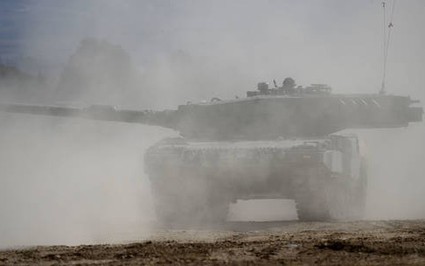 Siêu tăng Leopard 2 chiến đấu ở Ukraine cứ ra trận là bị Nga huỷ diệt