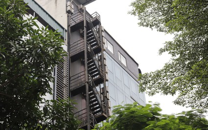 Chung cư mini, khách sạn tại Hà Nội chi trăm triệu đồng lắp thang thoát hiểm sau vụ cháy chung cư mini