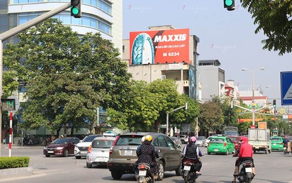 TP.HCM tìm biện pháp quản lý biển hiệu, bảng quảng cáo