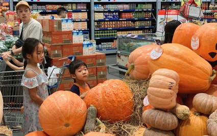 Bí ngô khổng lồ dịp Halloween hết sạch, nhiều nơi không còn hàng để bán