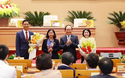 Miễn nhiệm chức danh Ủy viên UBND TP.Hà Nội với bà Trần Thị Nhị Hà và bầu bổ sung một nhân sự