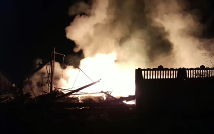 Hàng chục UAV Ukraine dồn dập tấn công 8 tỉnh của Nga ban đêm