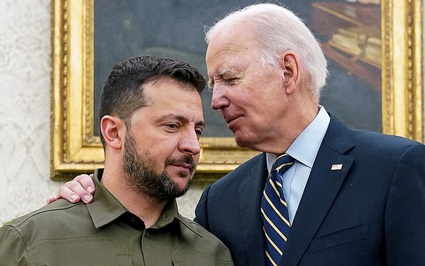 Ukraine dồn dập tấn công cơ sở dầu Nga có thể khiến ông Biden gánh thất bại bầu cử đau đớn