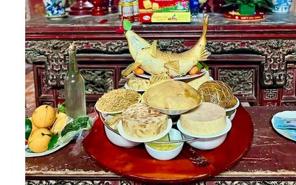 Làng Diệc ở Thái Bình làm cỗ "yến lão", sao cứ phải có 4 bát 8 đĩa, cá chép rán uốn cong mái đình?