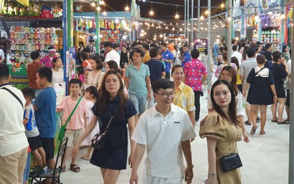Công viên bờ sông Sài Gòn có khu vui chơi giải trí mới toanh, hàng nghìn người đổ về khám phá