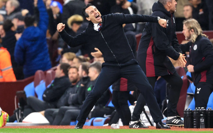 Aston Villa nhọc nhằn hòa Liverpool, HLV Emery vẫn “ăn mừng như vô địch”