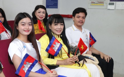 96 gia đình ở TP.HCM "nhận nuôi" 127 sinh viên Lào và 35 sinh viên Campuchia 