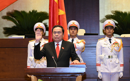 Chủ tịch Quốc hội Trần Thanh Mẫn phát biểu nhậm chức, khẳng định “tự soi, tự sửa, tự phê bình và phê bình”