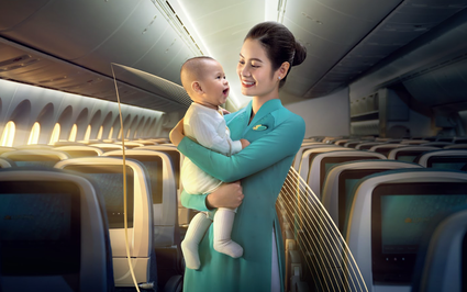 Vietnam Airlines khởi động chiến dịch “Vạn dặm nâng niu”