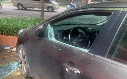 9 ô tô bị đập vỡ kính trong đêm ở Hà Nội