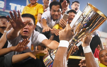 Trưởng BĐH Hội CĐV bóng đá Nam Định Lai "Dồ": "Chức vô địch là món quà quý giá nhất dành tặng CĐV"
