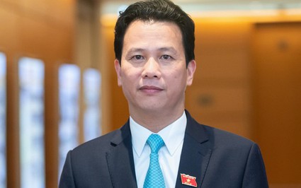 [TRỰC TIẾP] Bộ trưởng Bộ TNMT Đặng Quốc Khánh bắt đầu trả lời chất vấn trước Quốc hội.