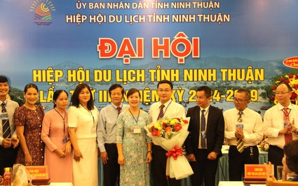 Ông Nguyễn Anh Vũ, Giám đốc Resort Vĩnh Hy được bầu làm Chủ tịch Hiệp hội du lịch tỉnh Ninh Thuận