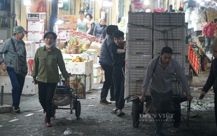 Mưu sinh xuyên Tết, lao động phấn khởi vì có thể kiếm thu nhập gấp 10 lần ngày thường