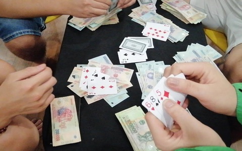 Các cơ quan kiểm sát cờ bạc tết của chính phủ đối phó hiệu quả với các hoạt động cờ bạc trái phép trong dịp Tết năm