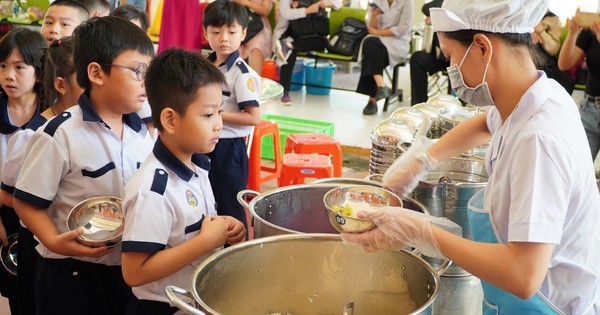 Schools strengthen supervision of boarding meals, students are graded on quality