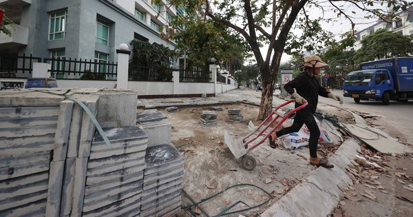 Hanoi once again dug sidewalks with a life of 70 years at the end of the year